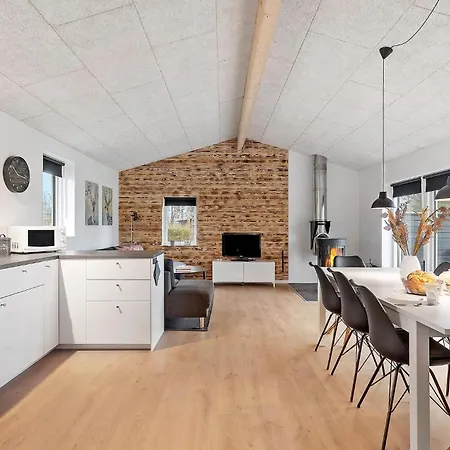 Pet Friendly In With Sauna Holiday home *